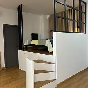 Athome104 , Roma Italia